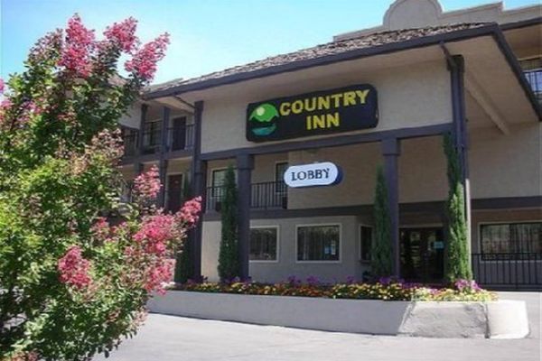 COUNTRY INN SONORA (Jamestown)